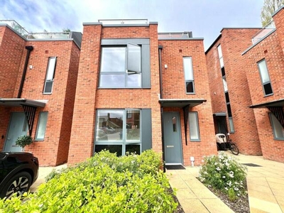 5 Bedroom Detached House For Rent In Manchester, Greater Manchester