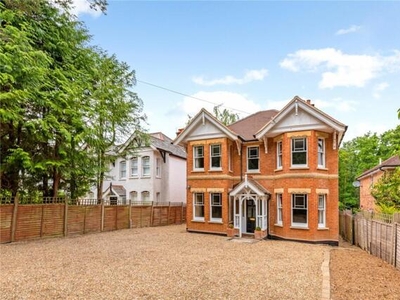 5 Bedroom Detached House For Sale In Ascot