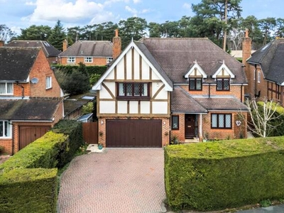 5 Bedroom Detached House For Sale In Camberley