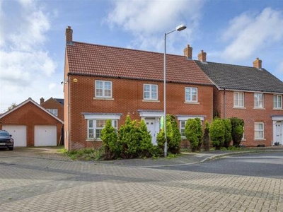 5 Bedroom Detached House For Sale In Cringleford