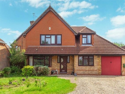 5 Bedroom Detached House For Sale In Reading, Berkshire