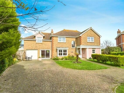 5 Bedroom Detached House For Sale In Totland Bay, Isle Of Wight