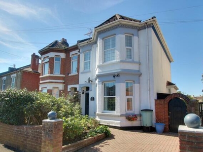 5 Bedroom Semi-detached House For Sale In Portswood