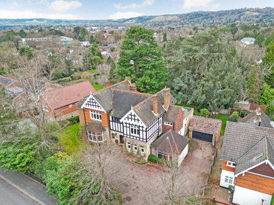 6 Bedroom Detached House For Sale In Reigate, Surrey