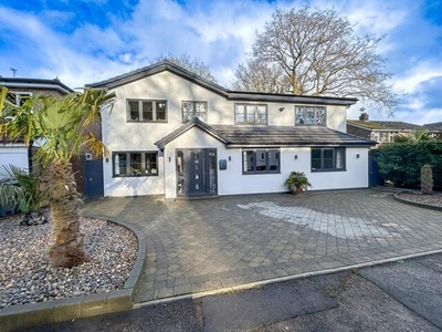 6 Bedroom Detached House For Sale In Streetly, Sutton Coldfield