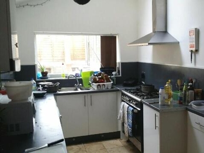 6 Bedroom House Share For Rent In Nottingham, Nottinghamshire