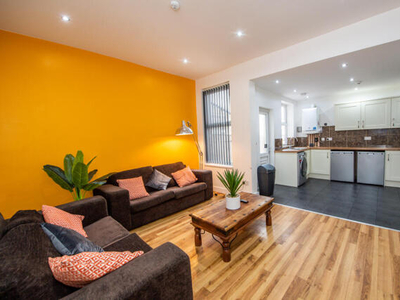6 Bedroom Terraced House For Rent In Kensington Fields