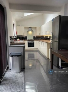 6 Bedroom Terraced House For Rent In Nottingham