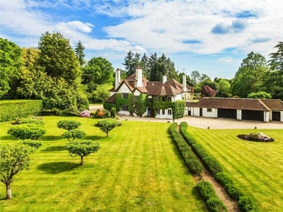 8 Bedroom Detached House For Rent In Godalming, Surrey