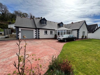 Bungalow for sale in Carmarthen Road, Newcastle Emlyn SA38