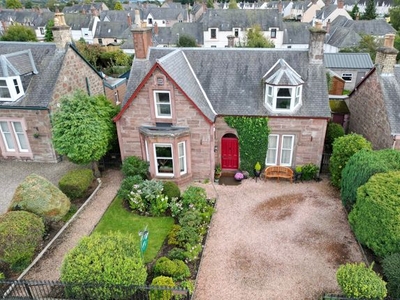 Detached house for sale in 114, Perth Road, Blairgowrie PH10