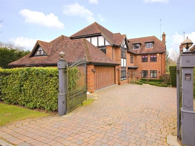 Detached house for sale in Abbey View, Radlett, Hertfordshire WD7