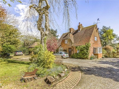 Country house for sale in Deards End Lane, Knebworth, Hertfordshire SG3