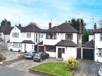 Detached house for sale in Fontayne Avenue, Chigwell IG7