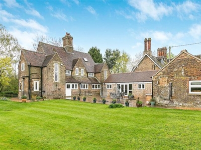 Country house for sale in Hudnall Lane, Little Gaddesden, Berkhamsted, Hertfordshire HP4