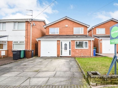 Detached house for sale in Raglan Avenue, Whitefield M45