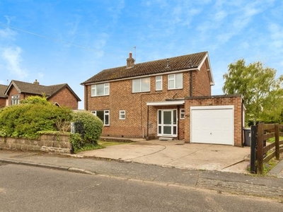 Detached house for sale in Rushcliffe Avenue, Radcliffe-On-Trent, Nottingham NG12