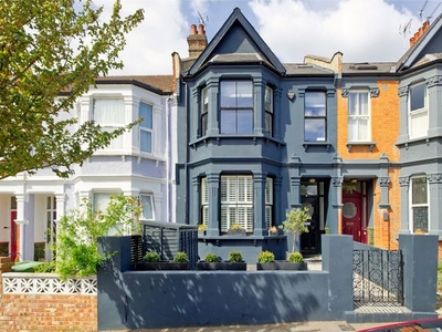 End terrace house for sale in Furness Road, London NW10