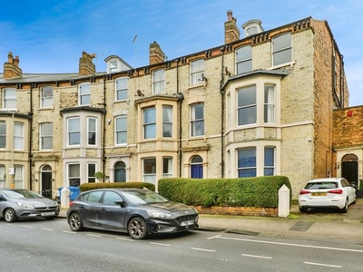 Flat for sale in Albion Crescent, Scarborough, North Yorkshire YO11