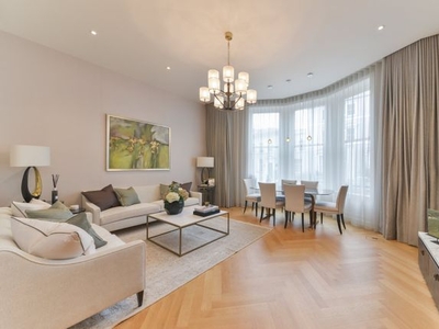 Flat for sale in One Kensington Gardens, Kensington Road, London W8