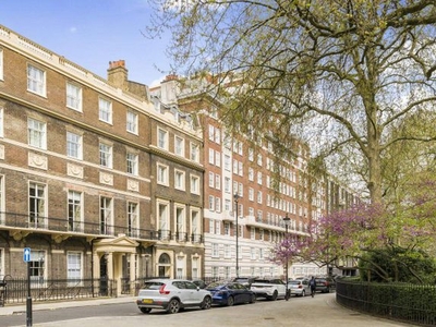 Flat for sale in Portman Square, London W1H