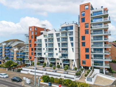 Flat for sale in The Leas, Westcliff-On-Sea SS0