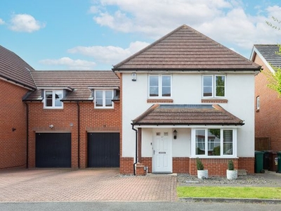 Link-detached house for sale in Offord Grove, Leavesden, Watford, Hertfordshire WD25