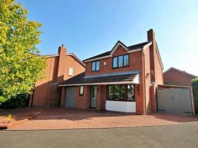 Property for sale in Lindisfarne, Glascote, Tamworth B77