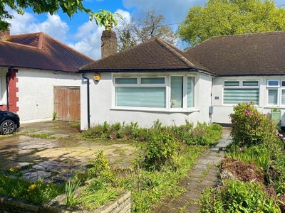 Semi-detached bungalow for sale in Aberdale Gardens, Potters Bar EN6