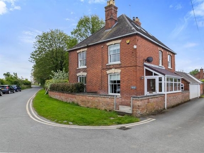 Semi-detached house for sale in Bridge End Cottage, East Waterside, Upton-Upon-Severn, Worcester WR8