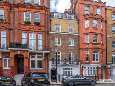 Town house for sale in Hans Place, London SW1X