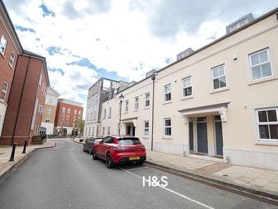 Town house for sale in Main Street, Shirley, Solihull B90