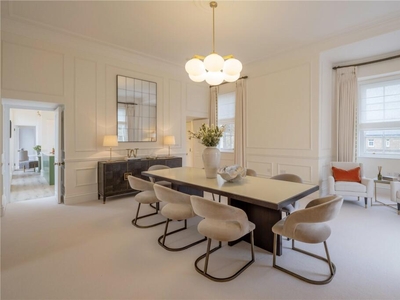 3 bedroom apartment for sale in Cumberland Terrace, Regent's Park, London, NW1