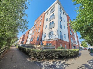 1 bedroom apartment for rent in Harborough House, Taywood Road, Northolt, UB5