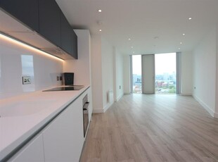 1 bedroom apartment for rent in Three60, M15