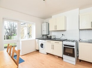 1 bedroom apartment for rent in Woodside Wimbledon SW19