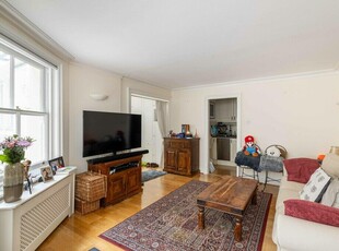 1 bedroom flat for rent in Clanricarde Gardens, Notting Hill, W2