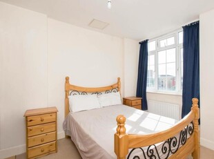 1 bedroom flat for rent in Furrow Lane, Hackney, London, E9