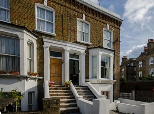 1 bedroom flat for rent in Warlock Road, Maida Hill, London, W9