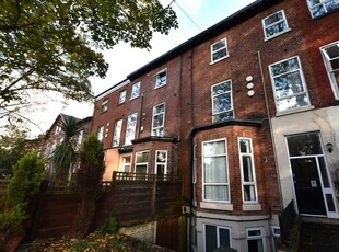 1 bedroom ground floor flat for rent in Withington Road, Manchester, M16