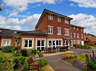 1 Bedroom Retirement Apartment For Sale in Warminster, Wiltshire