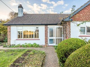 2 Bed Bungalow For Sale in Chesham, Buckinghamshire, HP5 - 5181319