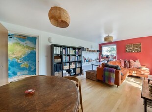 2 Bed Flat/Apartment For Sale in Gresham Place, London, N19, Islington, N19 - 5169658