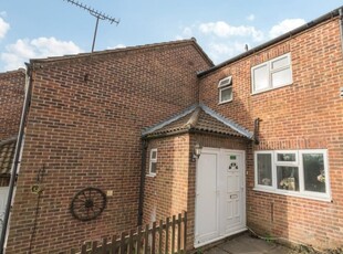 2 Bed House For Sale in High Wycombe, Buckinghamshire, HP13 - 5309552