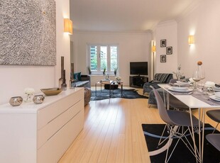 2 bedroom apartment for rent in Beauchamp Place, Knightsbridge, SW3