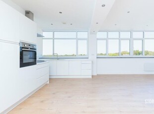 2 bedroom apartment for rent in Forest House, South Woodford, London, E18