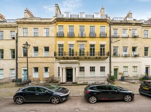 2 bedroom apartment for rent in Grosvenor Place Bath BA1