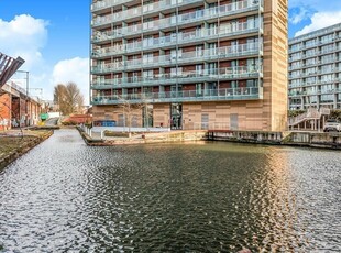 2 bedroom apartment for rent in Kelso Place, Manchester, M15
