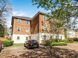2 Bedroom Apartment For Sale In Camberley, Surrey