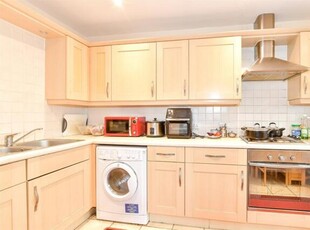 2 Bedroom Apartment For Sale In Horley